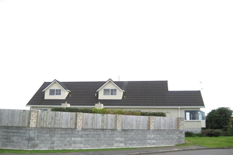 Photo of property in 35 Kingsford Street, Bell Block, New Plymouth, 4312