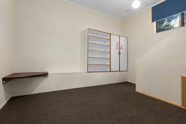 Photo of property in 25 Leeward Drive, Whitby, Porirua, 5024