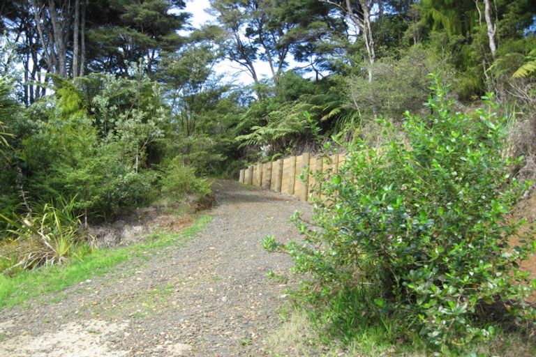 Photo of property in 52 Whatipu Road, Huia, Auckland, 0604