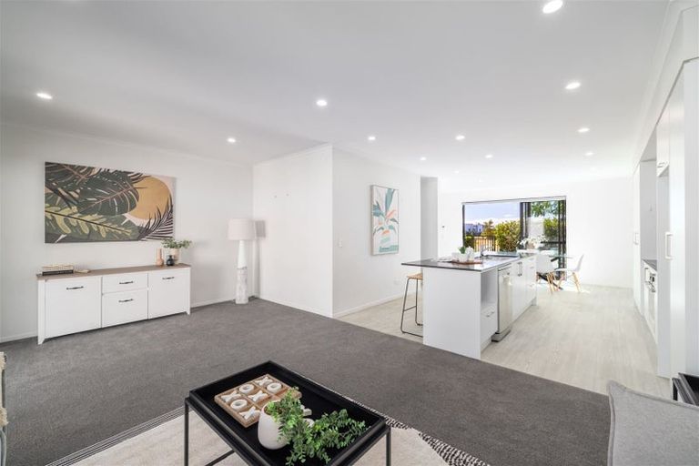 Photo of property in 14 Brian Keogh Lane, Wigram, Christchurch, 8025