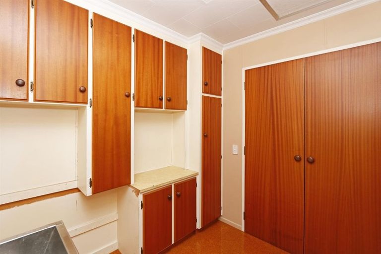 Photo of property in 21 High Street, Hawera, 4610