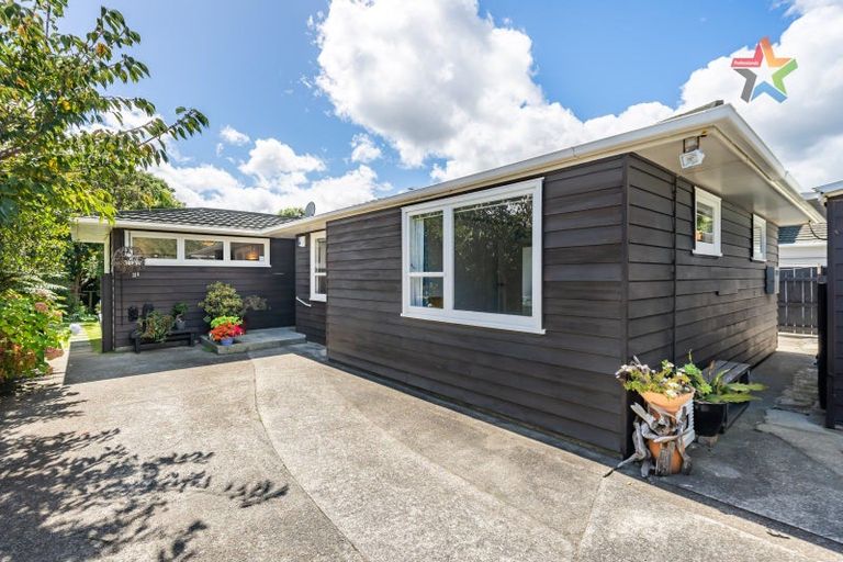 Photo of property in 28a Whites Line West, Woburn, Lower Hutt, 5010