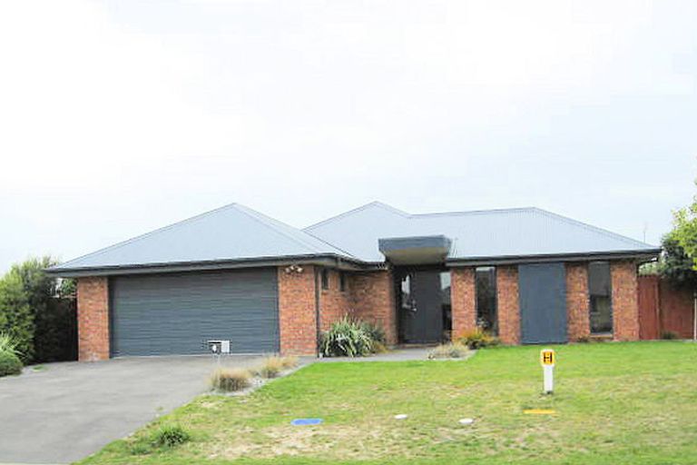 Photo of property in 4 Cressida Close, Rolleston, 7614