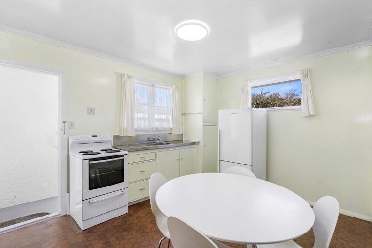 Photo of property in 2/756 Fergusson Drive, Elderslea, Upper Hutt, 5018