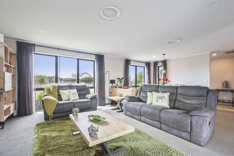 Photo of property in 42 Karere Avenue, Marshland, Christchurch, 8083