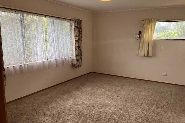 Photo of property in 886 Whangaparaoa Road, Manly, Whangaparaoa, 0930