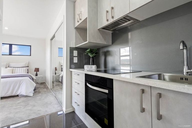 Photo of property in 5 Matuka Lane, Ranui, Auckland, 0612