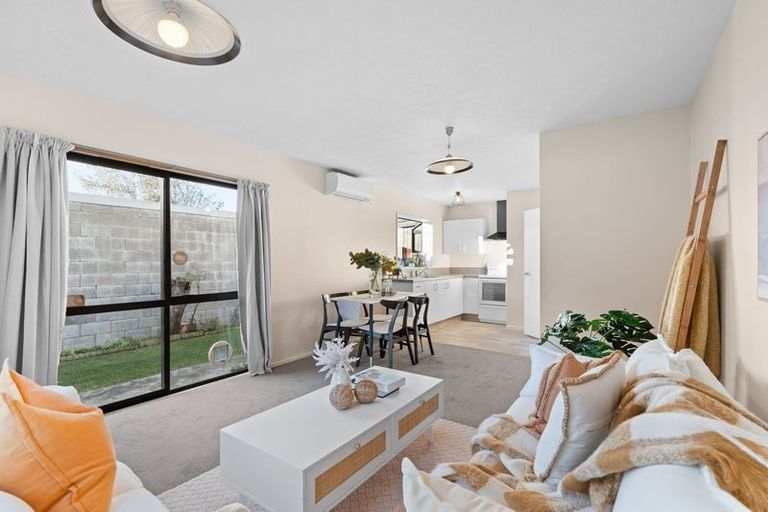 Photo of property in 3/16 Burdale Street, Riccarton, Christchurch, 8011