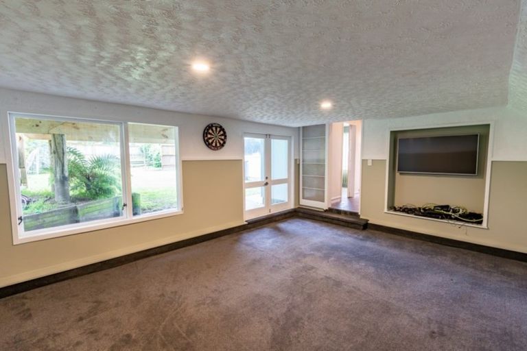 Photo of property in 13 Walton Road, Paraparaumu Beach, Paraparaumu, 5032