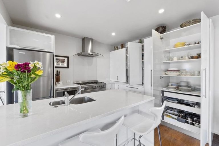 Photo of property in 1/27 Park Rise, Campbells Bay, Auckland, 0630