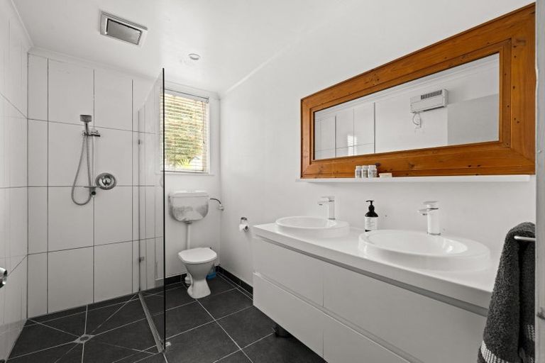 Photo of property in 65 Wellesley Road, Napier South, Napier, 4110