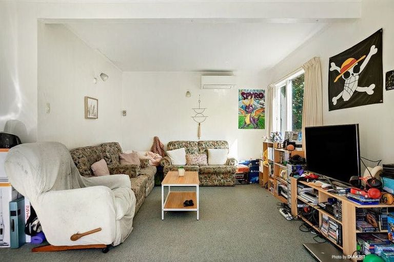 Photo of property in 169 Parkvale Road, Karori, Wellington, 6012