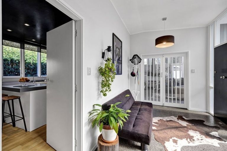 Photo of property in 59 Doralto Road, Frankleigh Park, New Plymouth, 4310