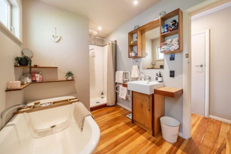 Photo of property in 121 Wainuiomata Road, Wainuiomata, Lower Hutt, 5014