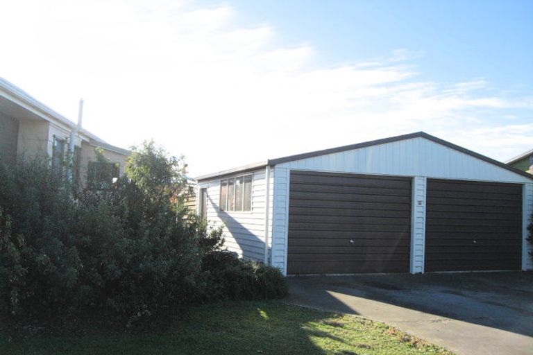 Photo of property in 2 Lindis Lane, New Brighton, Christchurch, 8083