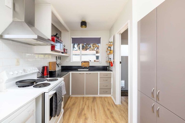 Photo of property in 2/46 Aldwins Road, Phillipstown, Christchurch, 8062