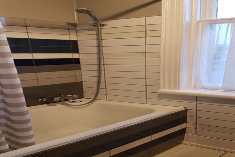 Photo of property in 134 Victoria Road, Saint Kilda, Dunedin, 9012