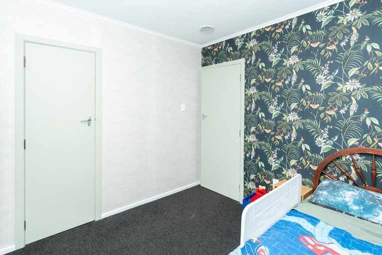 Photo of property in 65 Deanwell Avenue, Melville, Hamilton, 3206