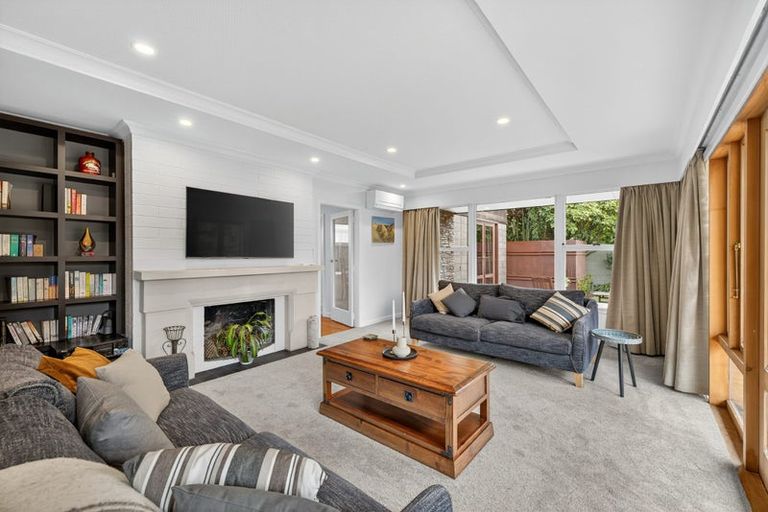 Photo of property in 194 Racecourse Road, Sockburn, Christchurch, 8042