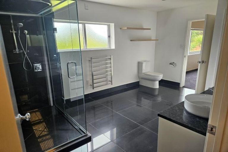 Photo of property in 69a Waikoukou Valley Road, Waimauku, 0882