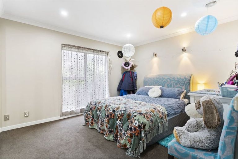 Photo of property in 1/62 Sorrel Crescent, Bucklands Beach, Auckland, 2012