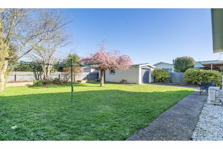 Photo of property in 12 Rowan Street, Hargest, Invercargill, 9810