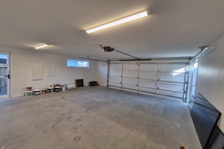 Photo of property in 33 Hinaki Street, Poike, Tauranga, 3112