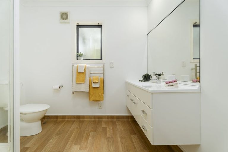 Photo of property in 28c Ronald Woolf Place, Churton Park, Wellington, 6037