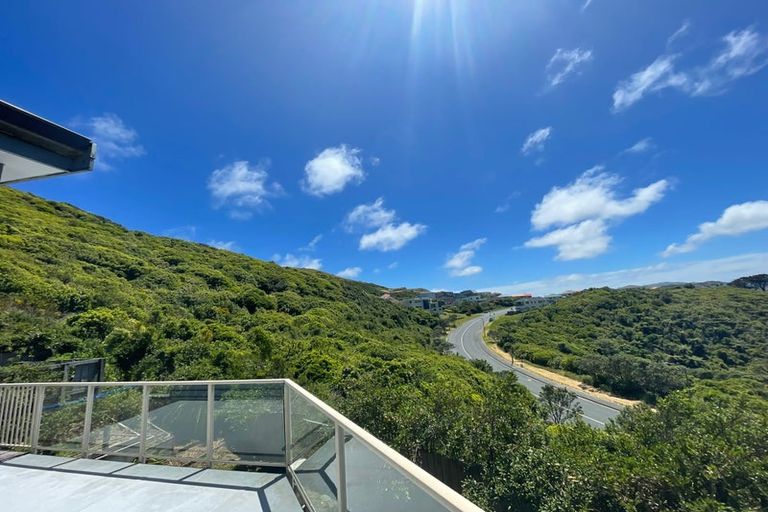 Photo of property in 65 Meadowcroft Grove, Johnsonville, Wellington, 6037