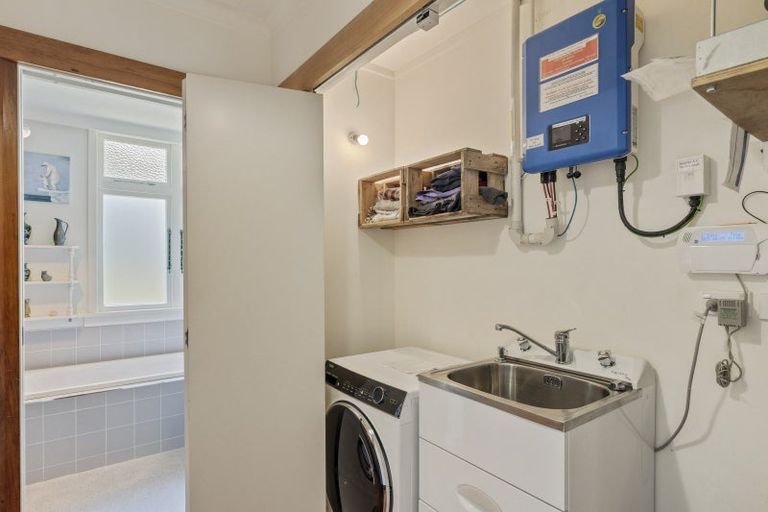 Photo of property in 5 Harris Street, Waitara, 4320