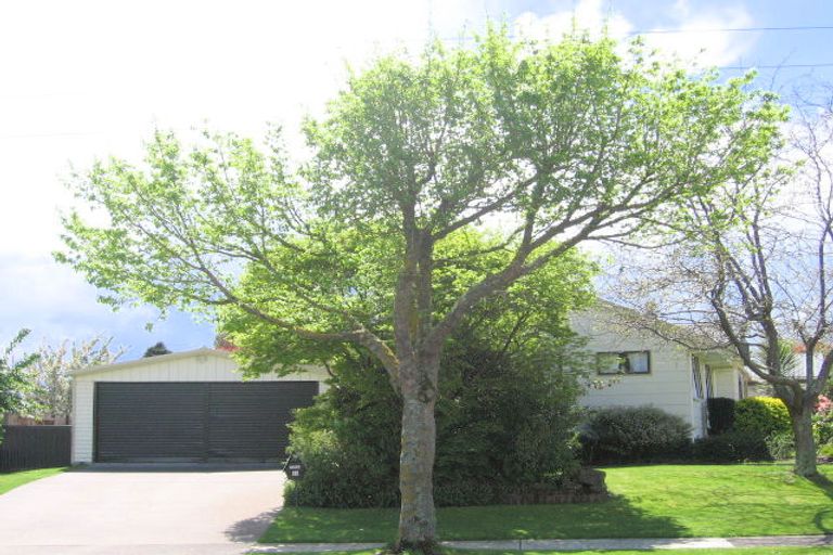 Photo of property in 35 Tennyson Drive, Owhata, Rotorua, 3010