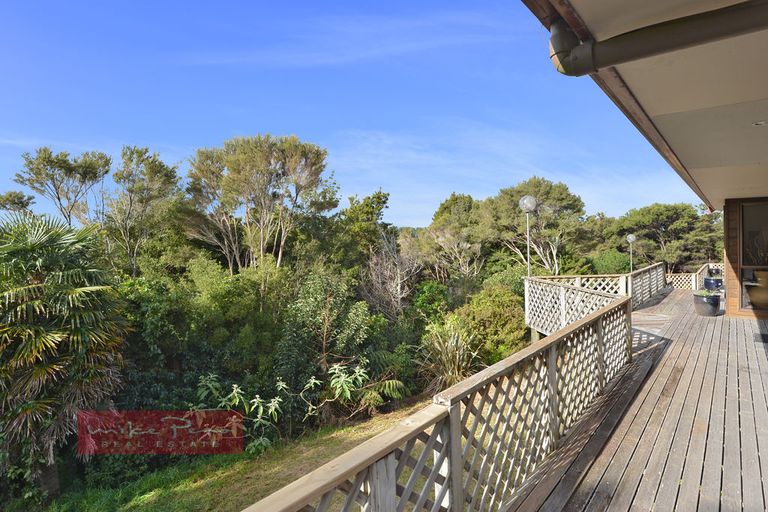 Photo of property in 100 Te Rongo Road, Parua Bay, Whangarei, 0174