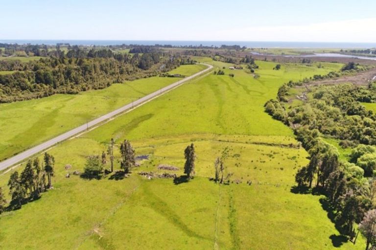 Photo of property in 17 State Highway 67, Westport, Cape Foulwind, 7892