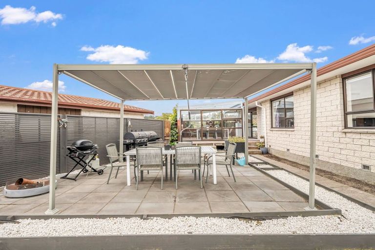 Photo of property in 17 Jacaranda Place, Parklands, Christchurch, 8083