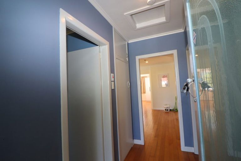 Photo of property in 1/41 Pomaria Road, Henderson, Auckland, 0610