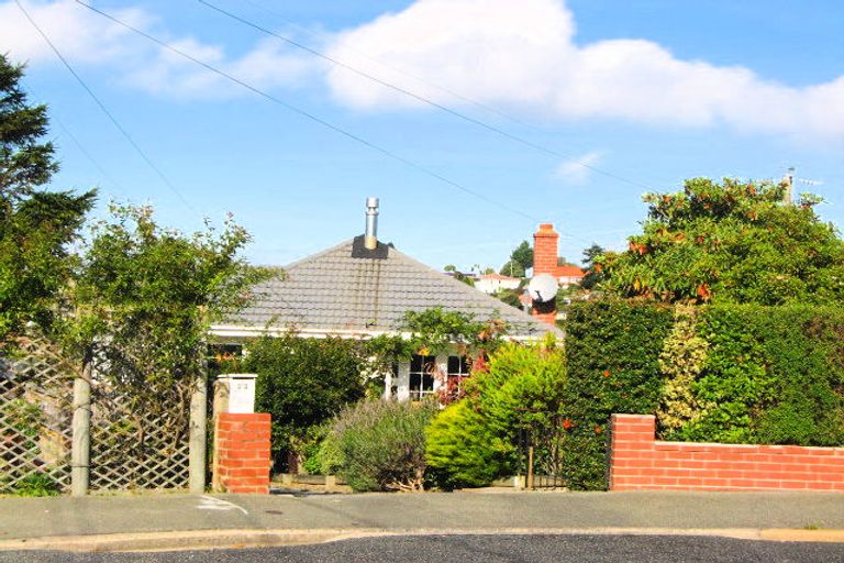 Photo of property in 23 Derwent Street, Helensburgh, Dunedin, 9010