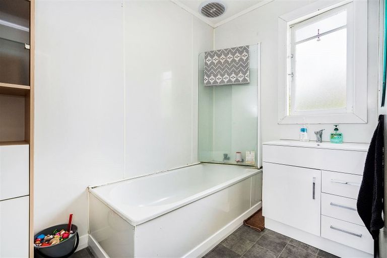 Photo of property in 13 Fifth Avenue, Avenues, Whangarei, 0110