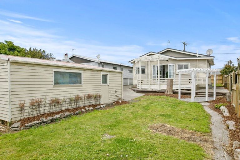 Photo of property in 83 Clemow Road, Fitzroy, New Plymouth, 4312