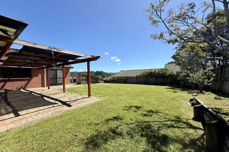 Photo of property in 19 Roy Maloney Drive, Henderson, Auckland, 0612