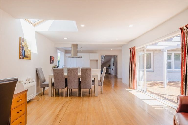 Photo of property in 30 Bevington Street, Avonhead, Christchurch, 8042