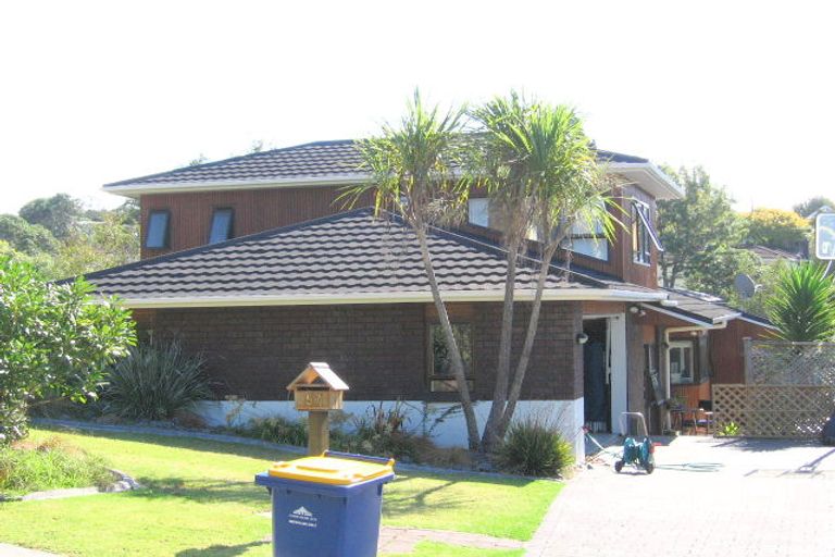 Photo of property in 57 Newhaven Terrace, Mairangi Bay, Auckland, 0630