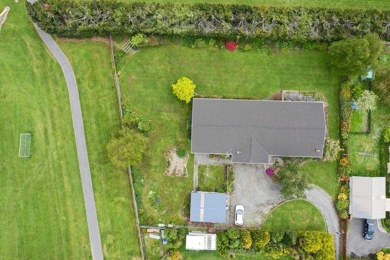 Photo of property in 15 Burnett Street, Oxford, 7430