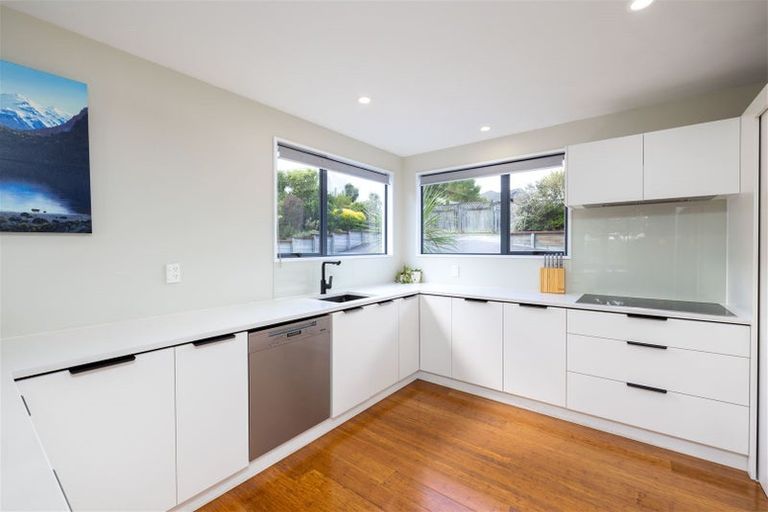 Photo of property in 91 Penruddock Rise, Westmorland, Christchurch, 8025