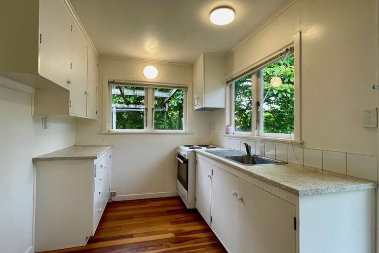 Photo of property in 2/8 Greenhill Crescent, Pakuranga, Auckland, 2010