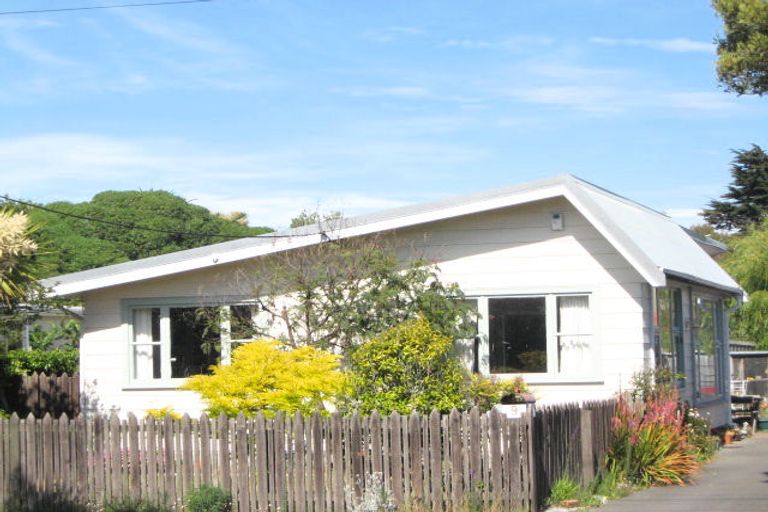 Photo of property in 9 Aston Drive, Waimairi Beach, Christchurch, 8083