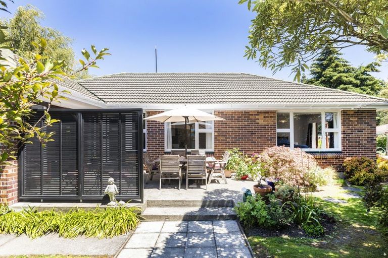 Photo of property in 19 Hudson Street, Bryndwr, Christchurch, 8053