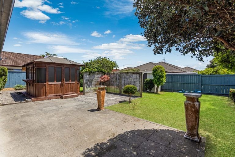 Photo of property in 52 Belfry Place, Wattle Downs, Auckland, 2103