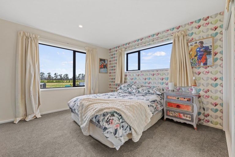 Photo of property in 1 Hayfield Terrace, Cust, Rangiora, 7471