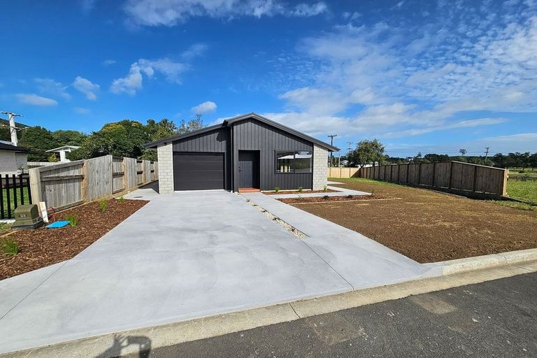 Photo of property in 14 Sunline Crescent, Paeroa, 3600