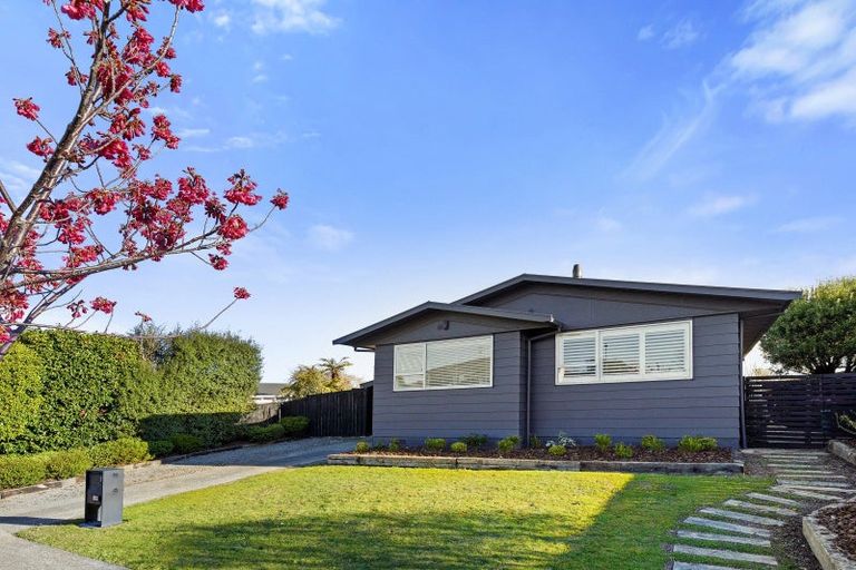 Photo of property in 59 Pasadena Crescent, Totara Park, Upper Hutt, 5018